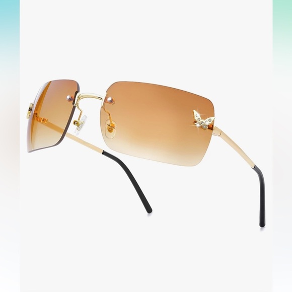 Rimless Y2K 2000’s style  Gold Sunglasseswith rhinestone butterfly - Picture 1 of 3